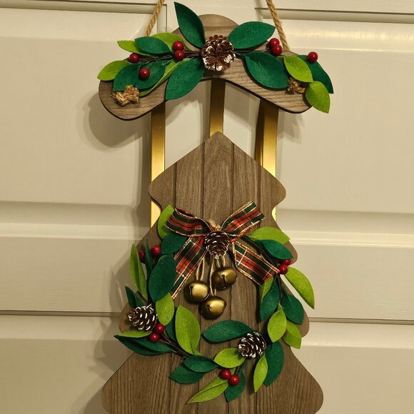 Trees Shaped Wood Christmas Sled With Holly And Berry Wreath And Bells - Picture 8 of 11